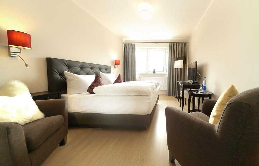 Superior Double Room,1305650569:JPEG